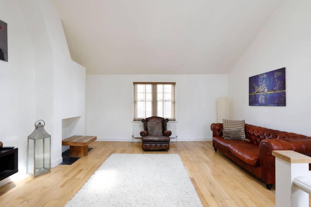 Beautiful 2 Bedroom Mews House With Parking By The Beach Brighton Exterior foto