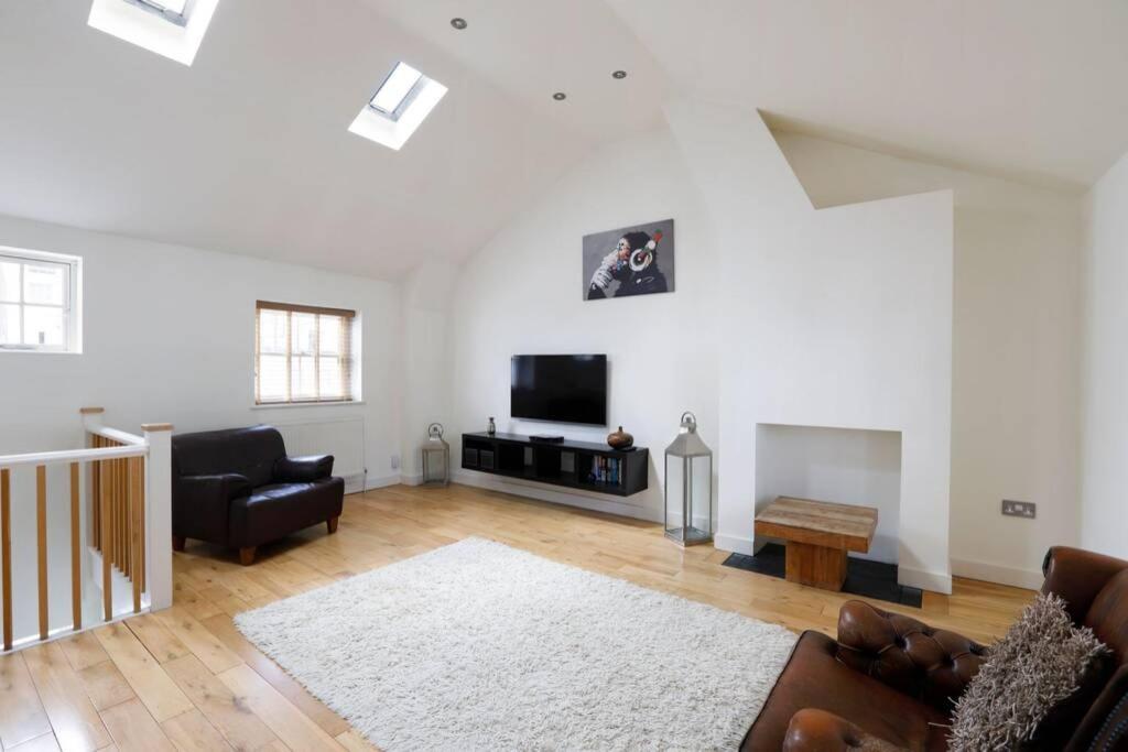Beautiful 2 Bedroom Mews House With Parking By The Beach Brighton Exterior foto